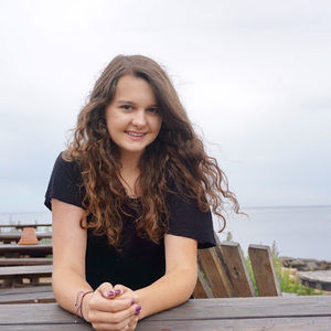 Meet your Posher, Anna